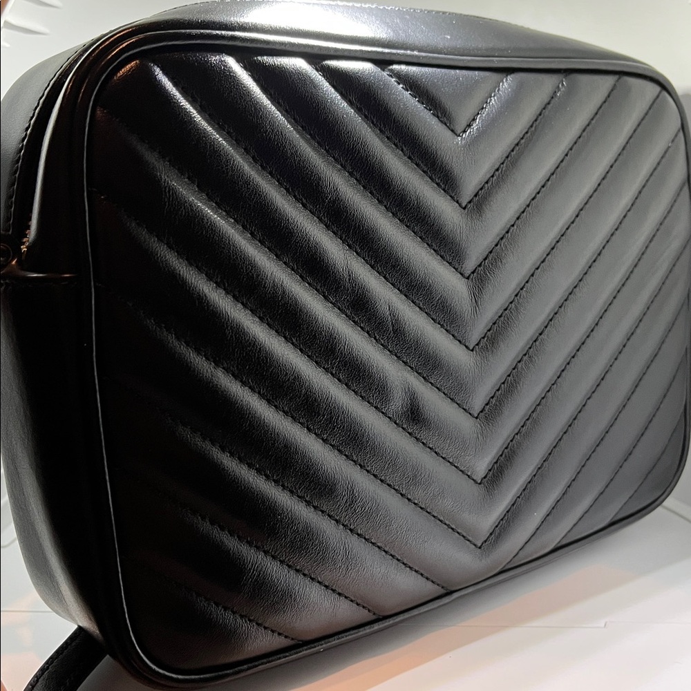 SAINT LAURENT Lou Quilted Leather Crossbody Bag - Picture 8 of 17